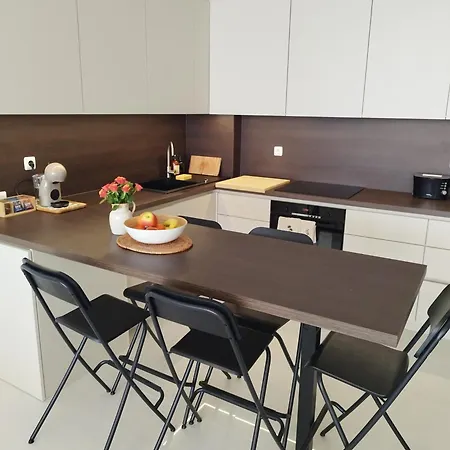 Blue Horizon Apartment *
